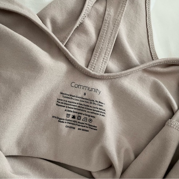 Aritzia Community backless tank bodysuit - Picture 3 of 3